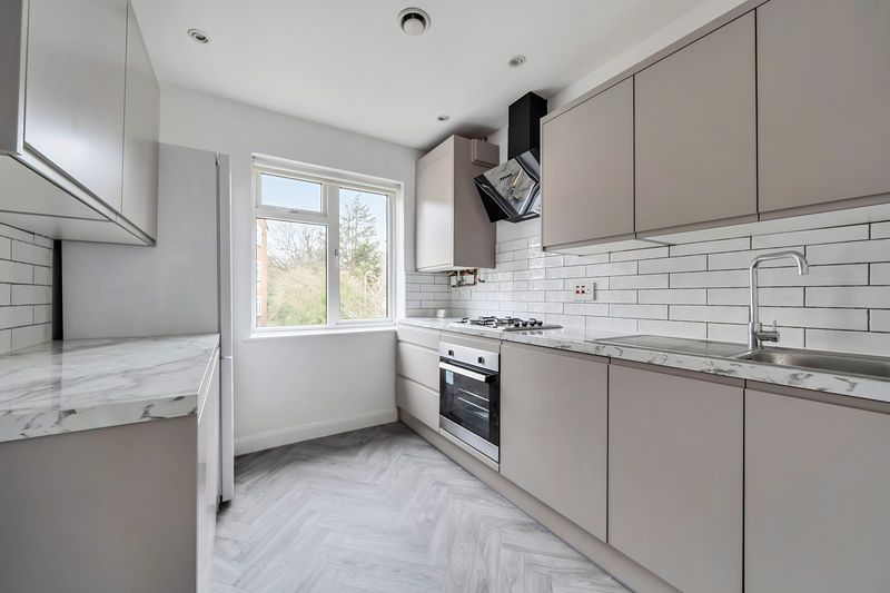 Property photo 2 of 13 Photo 8