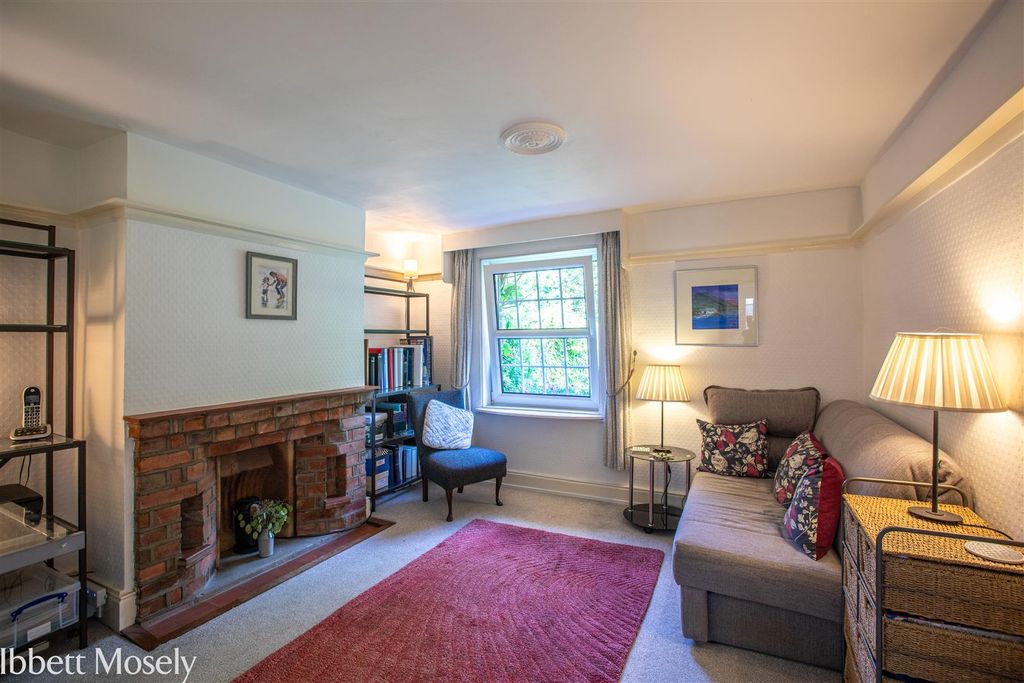 Property photo 3 of 13 37 Living Room.Jpg