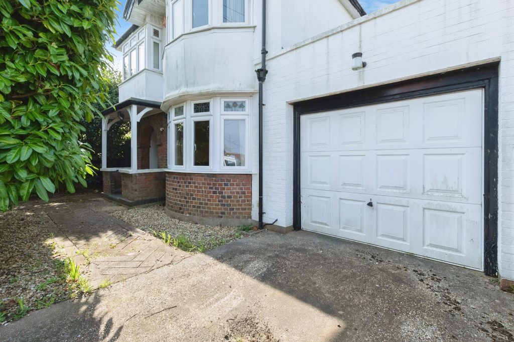 Property photo 2 of 19 Pbox-Img.Jpg