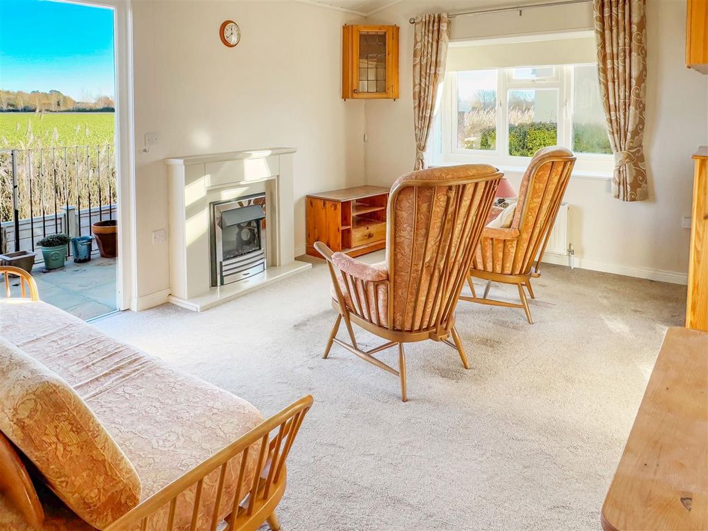 Property photo 3 of 12 Img_2111.Jpg