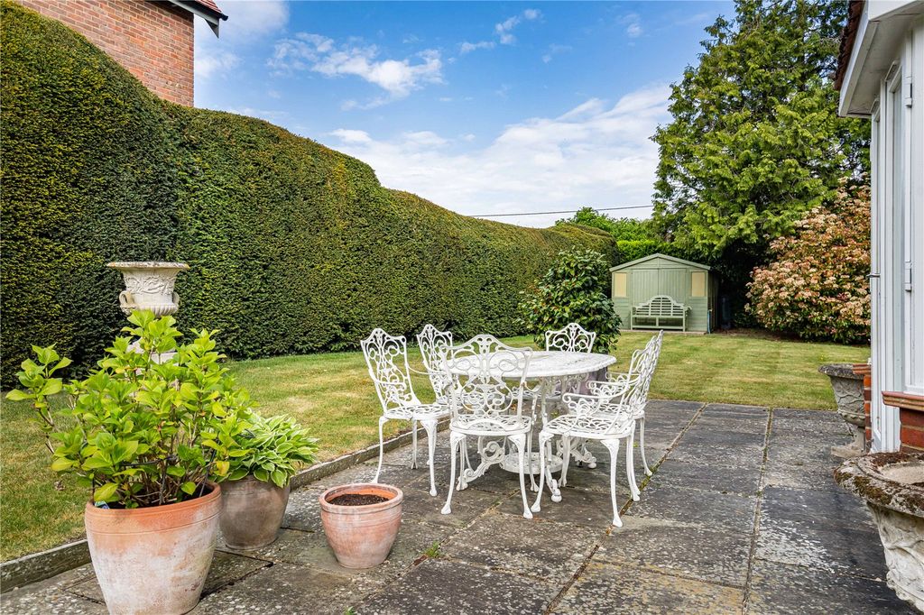 Property photo 2 of 25 Picture No. 28