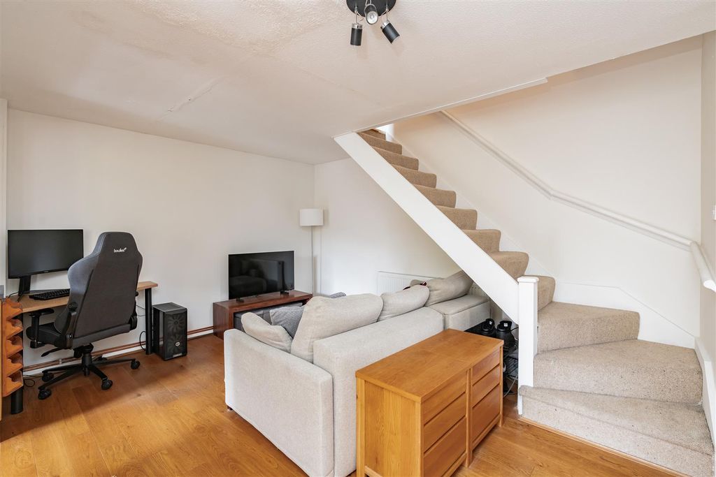 Property photo 3 of 18 Open Plan Area