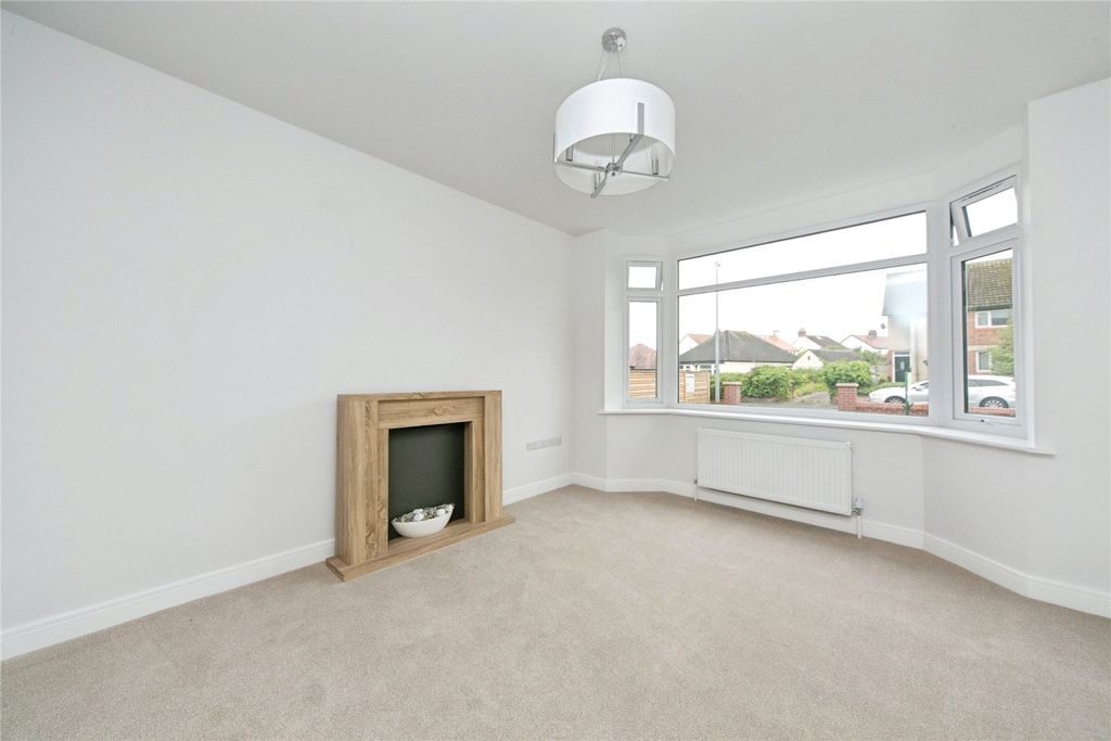 Property photo 2 of 22 Picture No. 03
