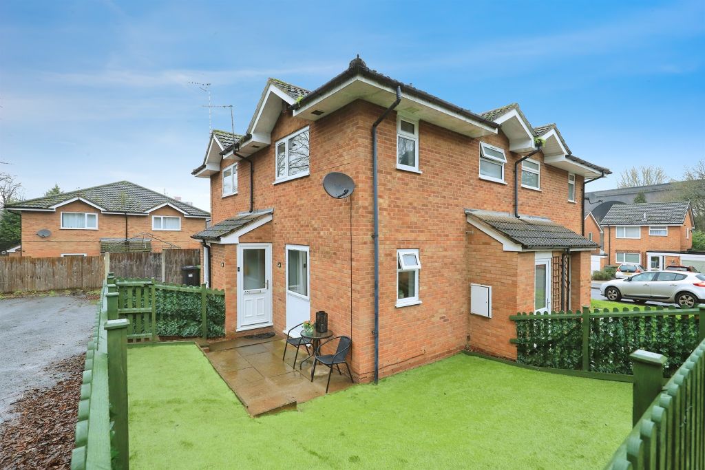 Property photo 1 of 15