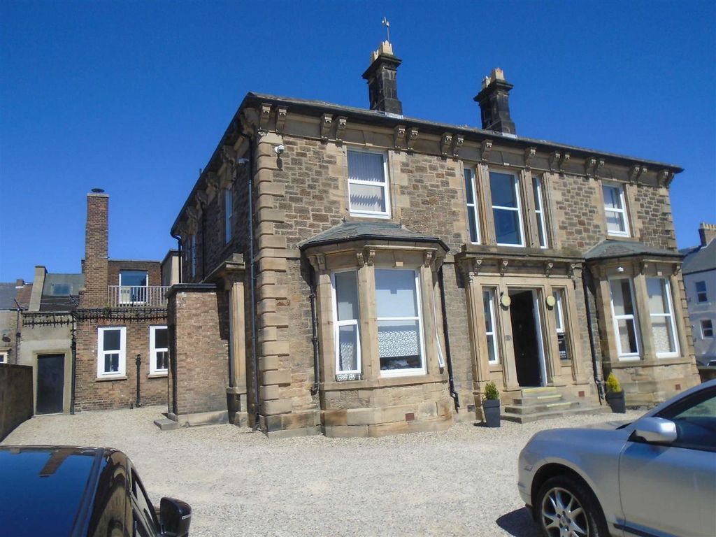 Property photo 1 of 2