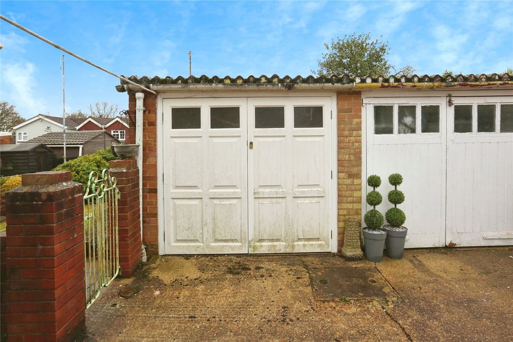 Property photo 2 of 18 Picture No. 02