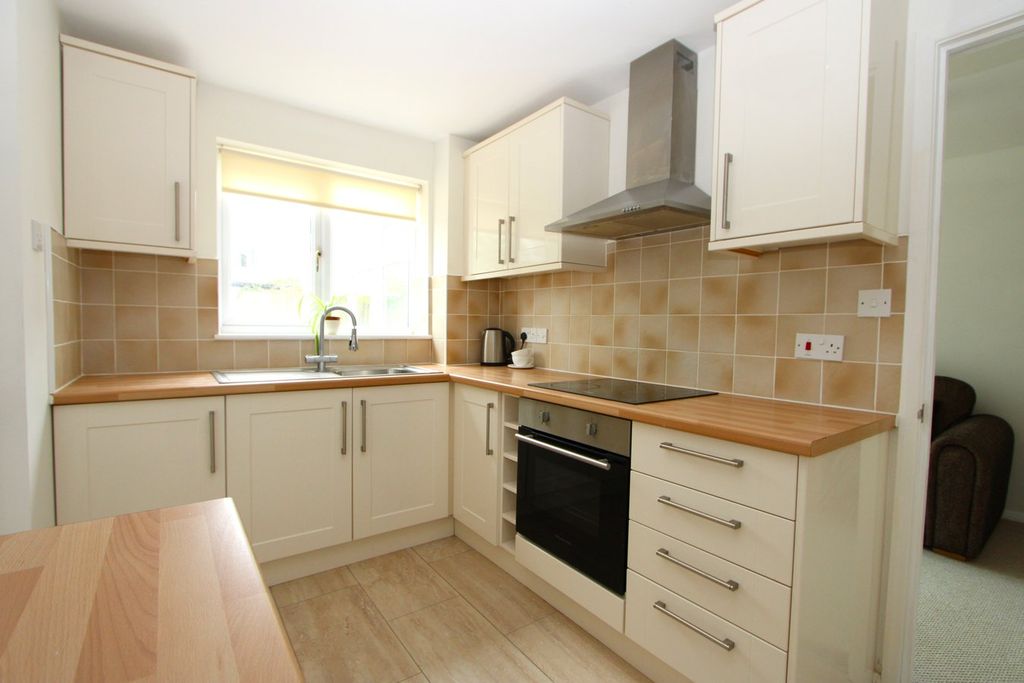 Property photo 3 of 26