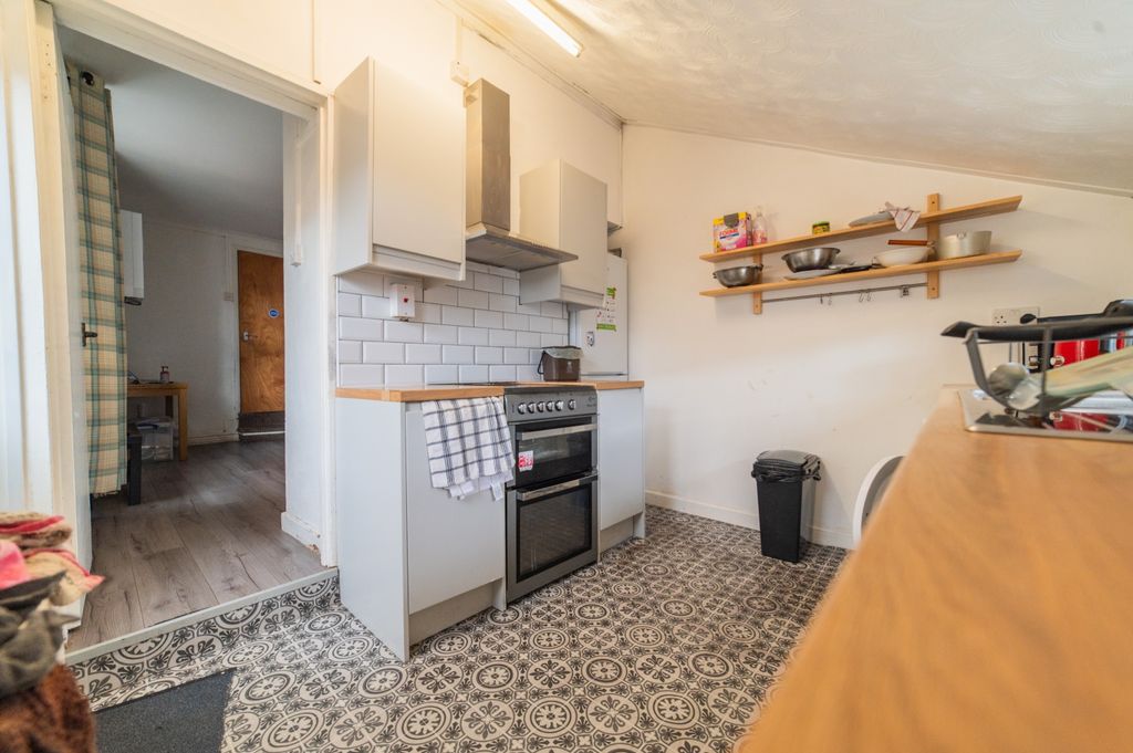 Property photo 3 of 10 Call 02920 454555 To Secure Your Viewing_2
