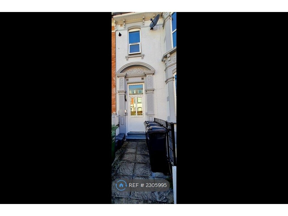 Property photo 1 of 21 Main Entrance