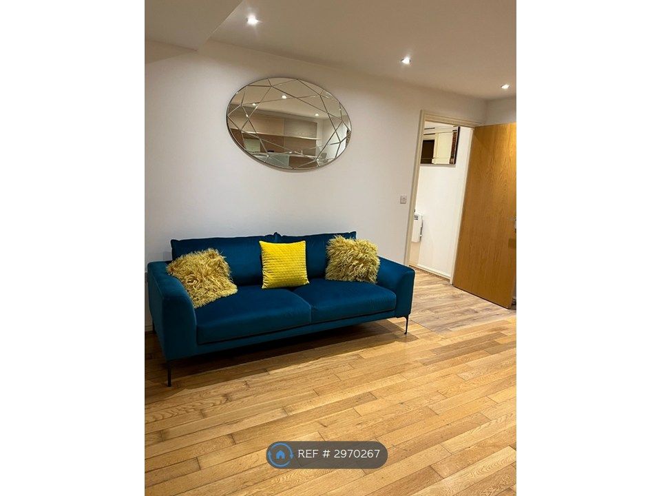Property photo 2 of 26
