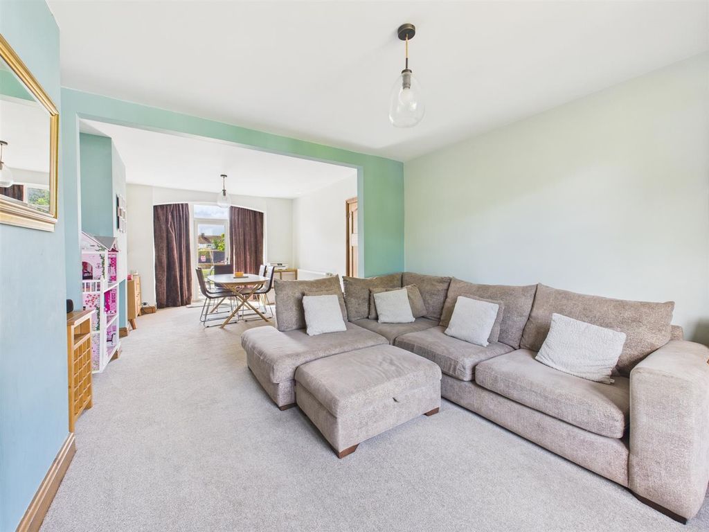 Property photo 2 of 13