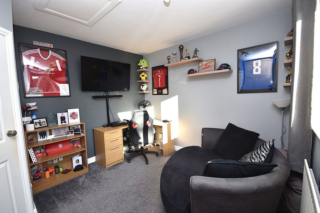 Additional image 14 of 4 bed detached house for salePine Close, Macclesfield SK10