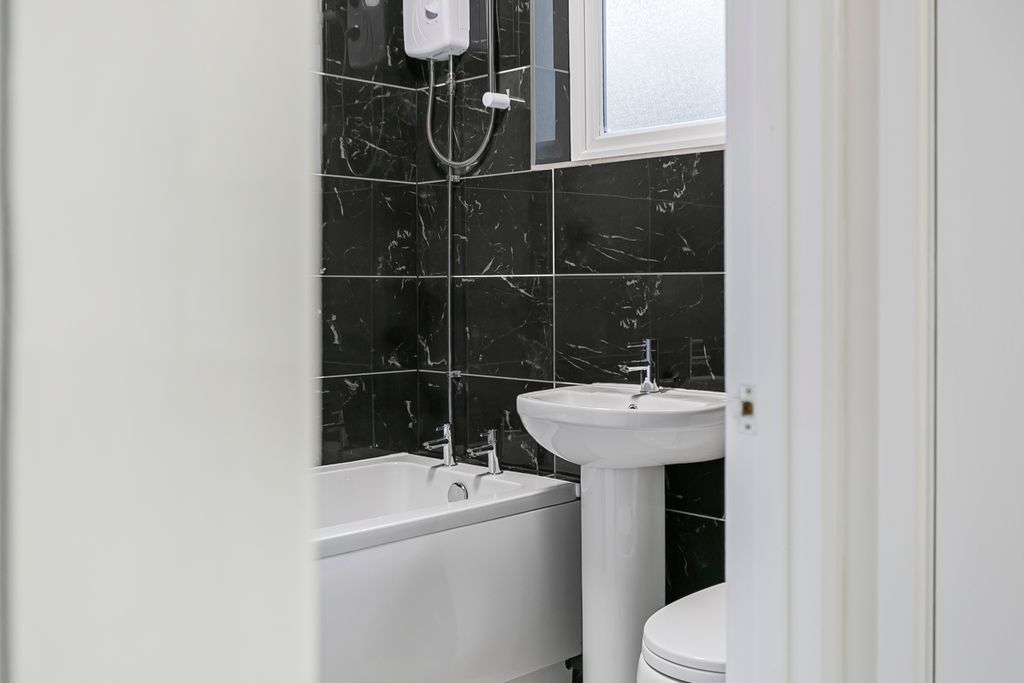 Property photo 2 of 12 22_24294