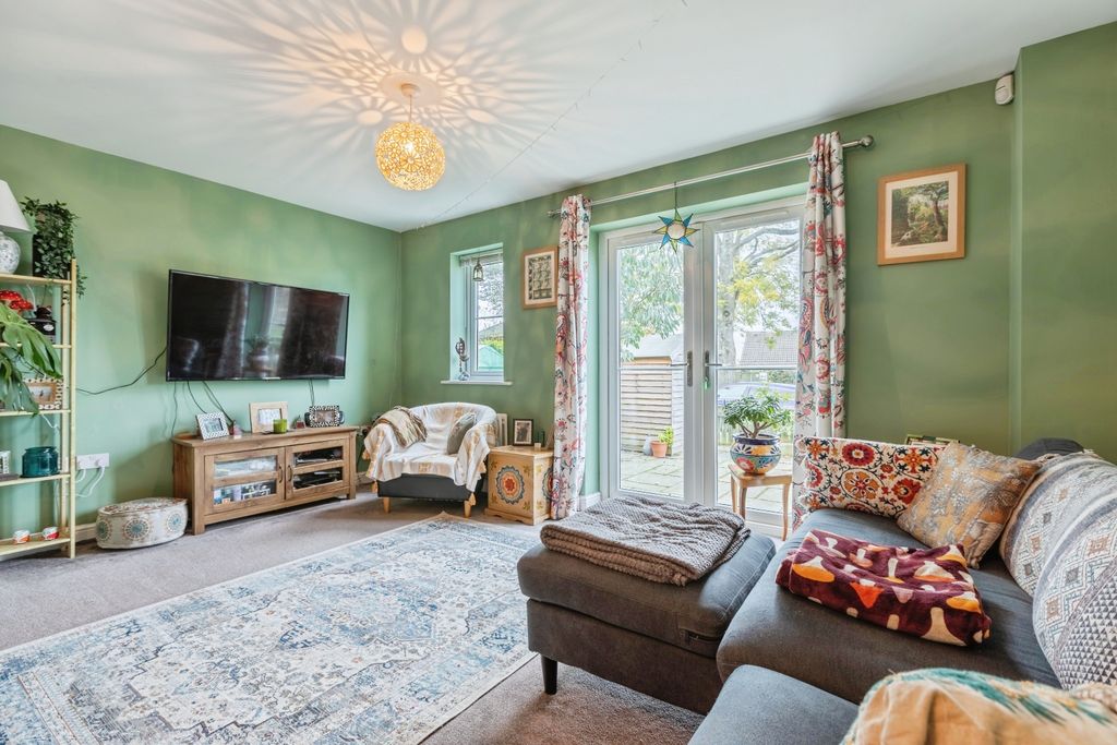 Property photo 2 of 15