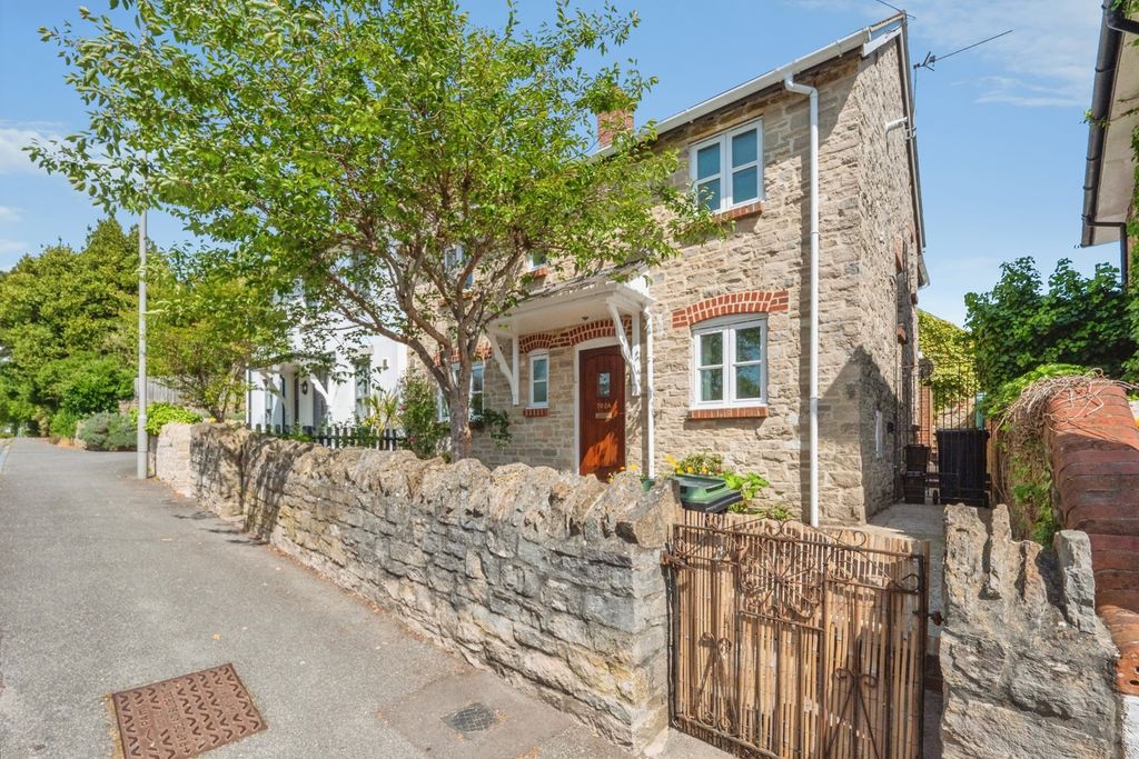 Property photo 1 of 21 Pbox-Img.Jpg