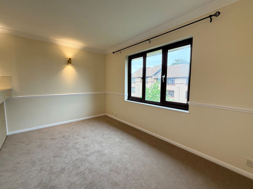 Property photo 2 of 7 Image