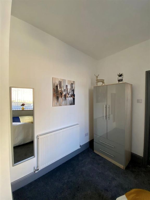 Property photo 3 of 9 Bedroom 1