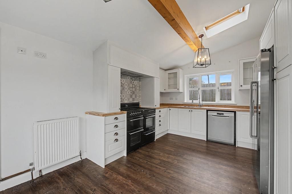 Property photo 3 of 21 Photo 3