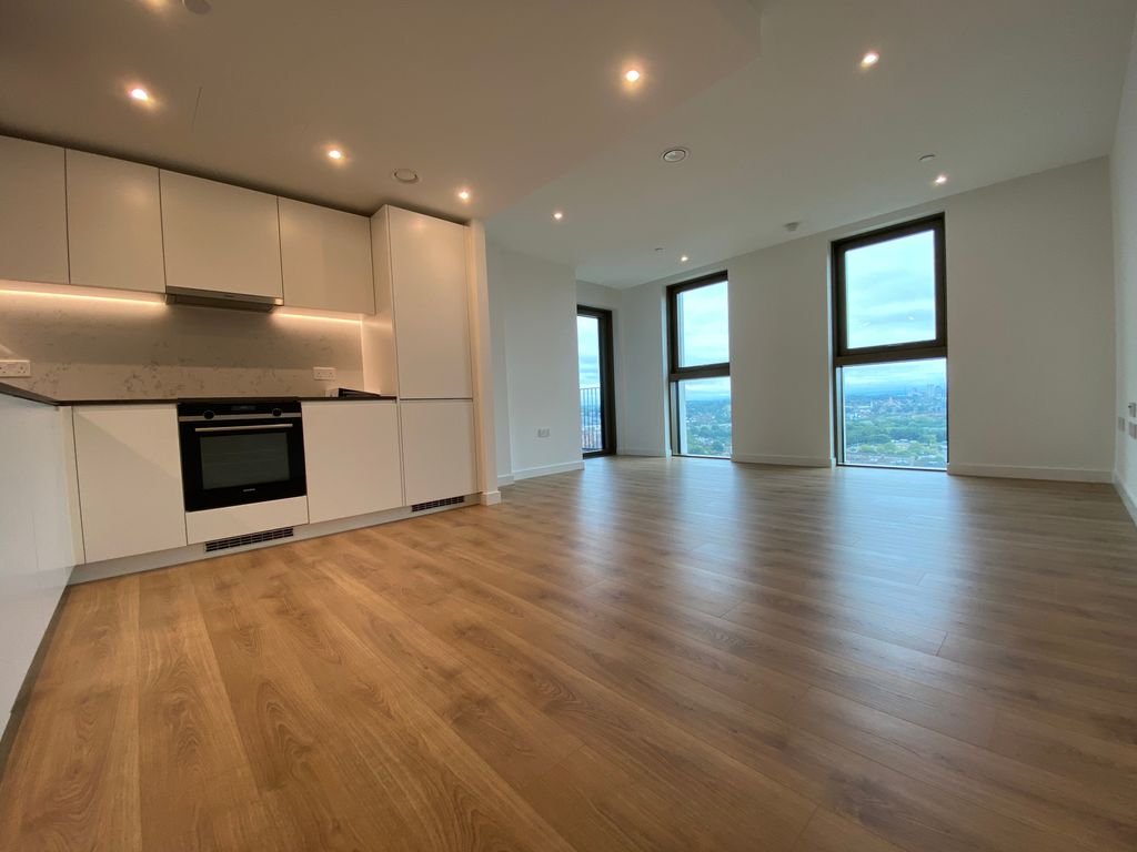 Property photo 2 of 36