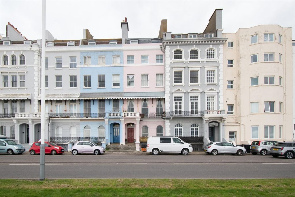 Property photo 1 of 13 Front Elevation