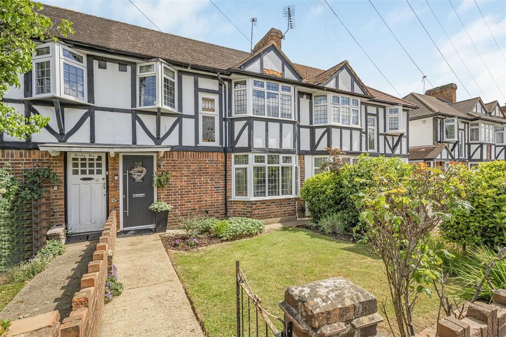 Property photo 1 of 30