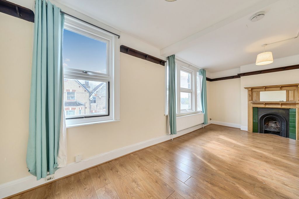 Property photo 1 of 15 1436761-11-69cd19...