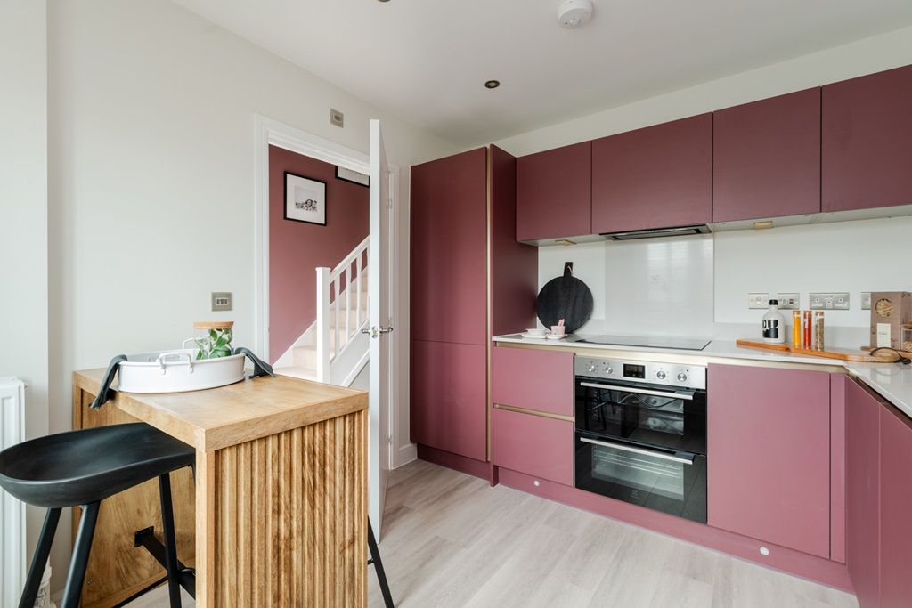 Property photo 3 of 13 Why Not Try Putting A Breakfast Bar In The Corner?