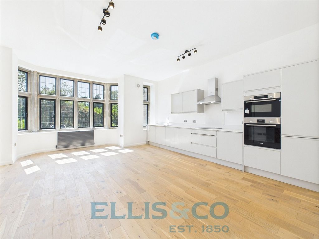 Property photo 2 of 17 Picture No. 02