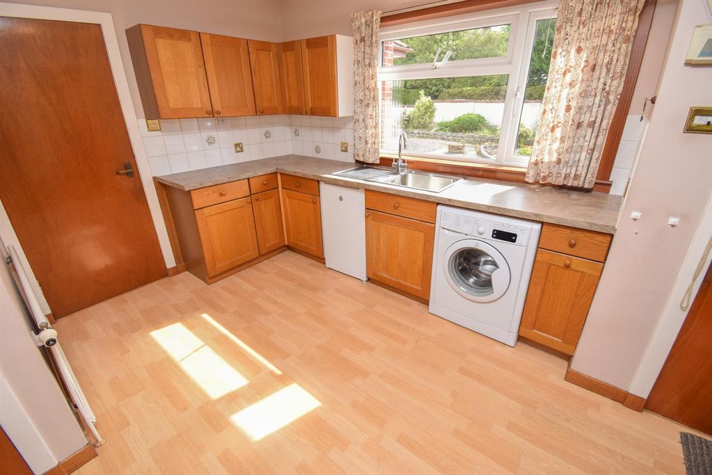 Property photo 3 of 25 Kitchen-Diner -2.Jpg