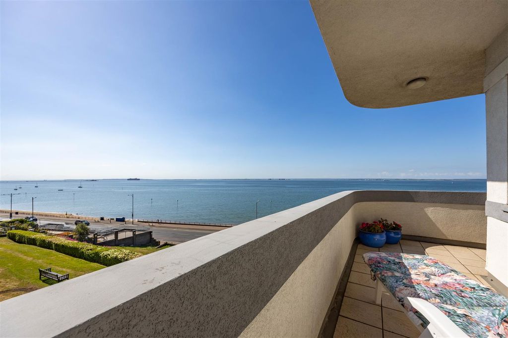 Property photo 1 of 35 Balcony