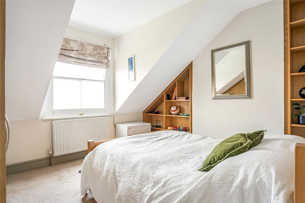 Property photo 3 of 10 Picture No. 02