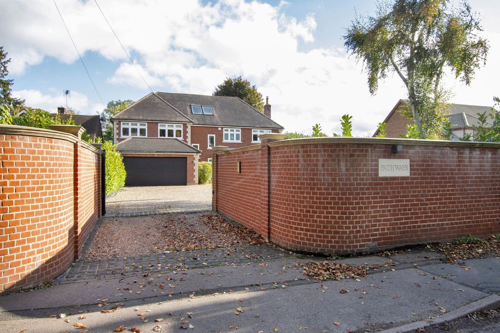 5 bed detached house for saleNew Barn Road, New Barn DA3