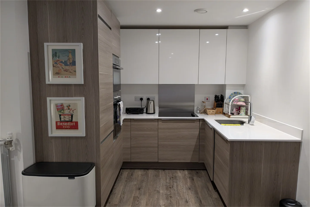 Property photo 1 of 9 (Main)