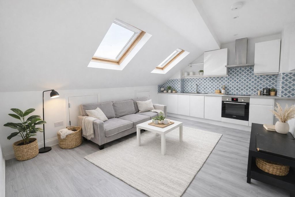 Property photo 1 of 5 91583d6F-4F65-4501-8001-280ce5Fec166.Png