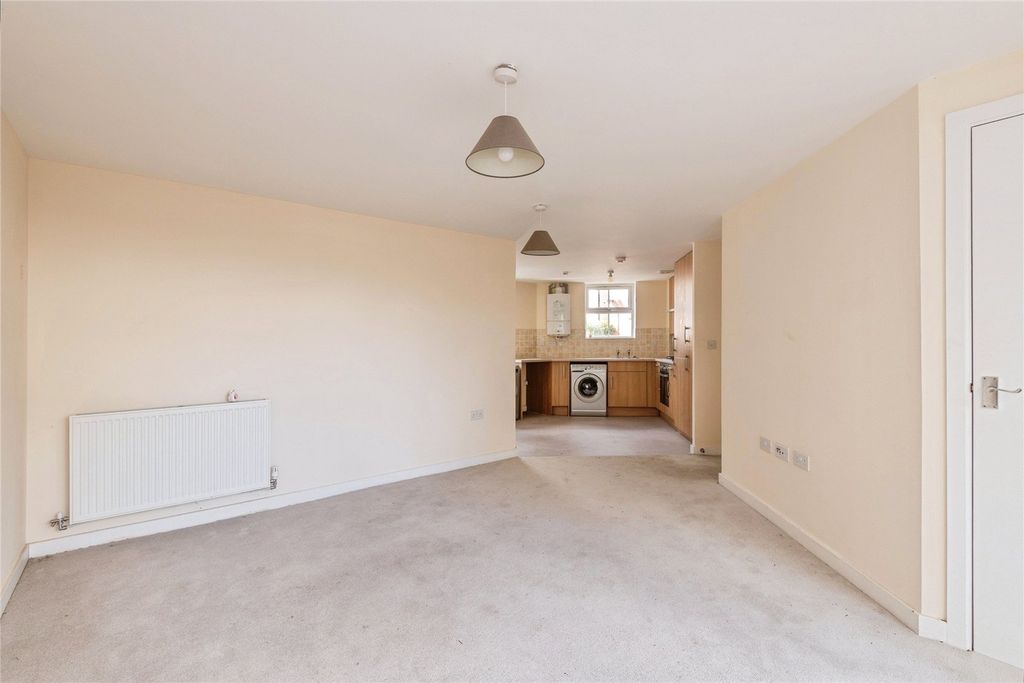Property photo 2 of 12 Picture No. 06