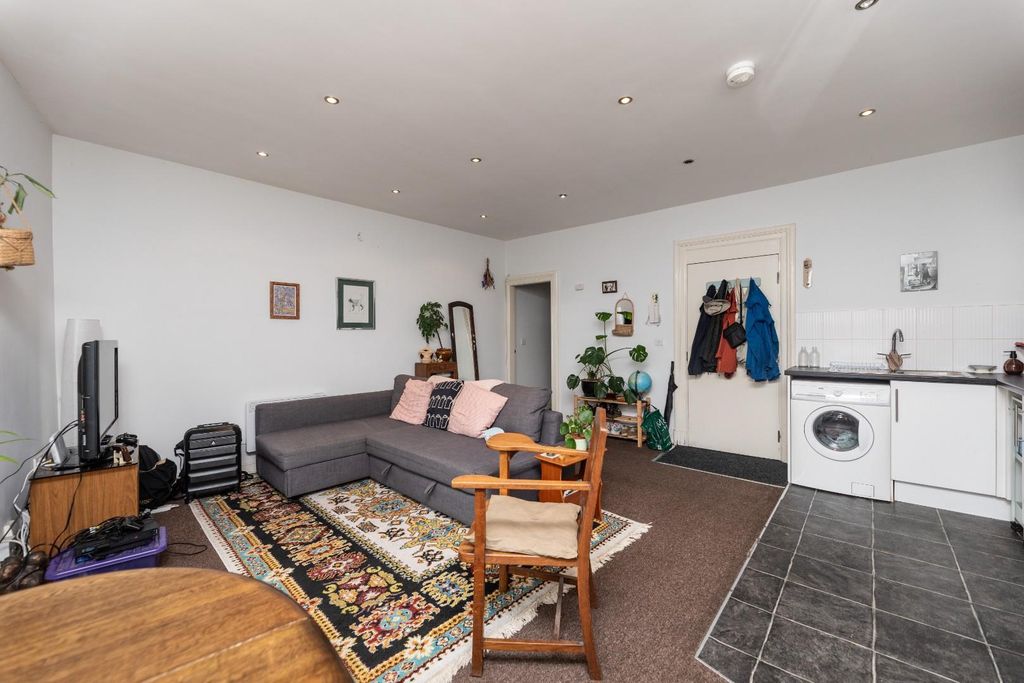 Property photo 3 of 14 Img_0582.Jpg