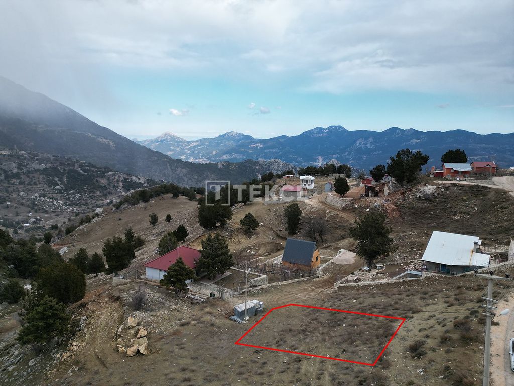 Property photo 1 of 2