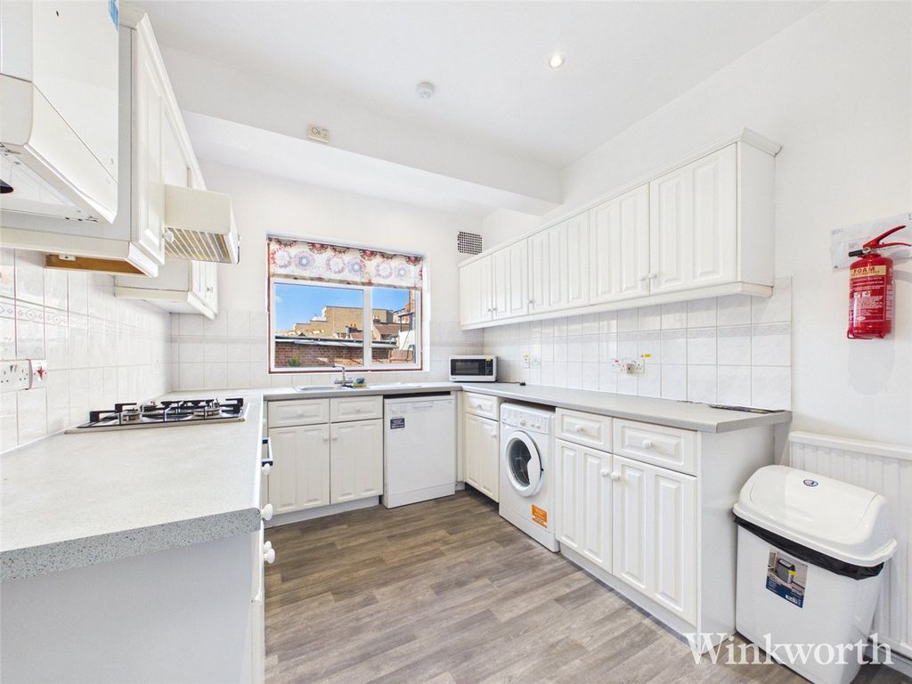 Property photo 3 of 11 Picture No. 11