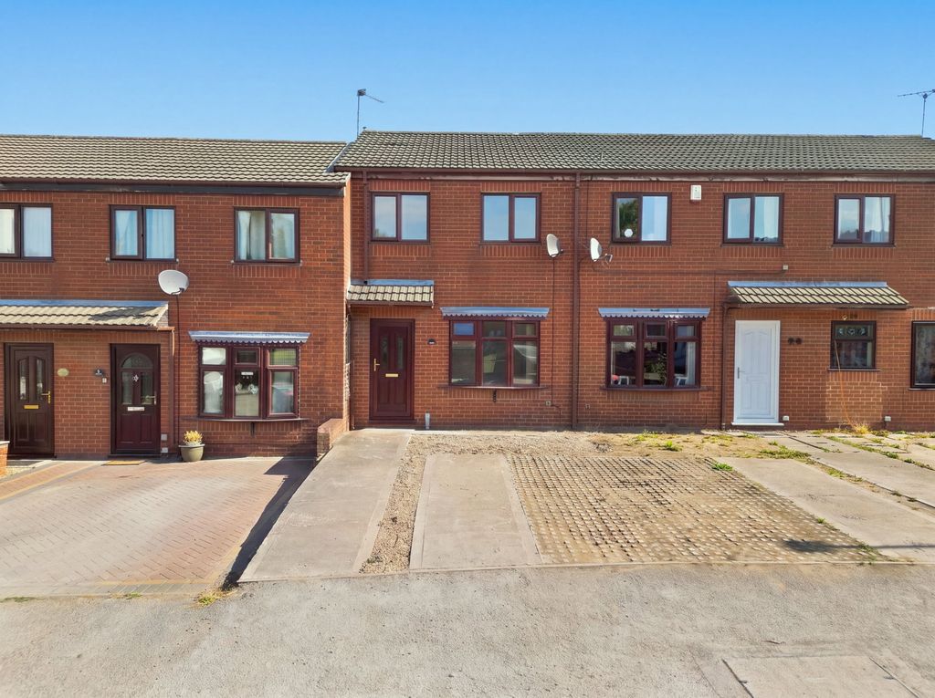 Property photo 1 of 18