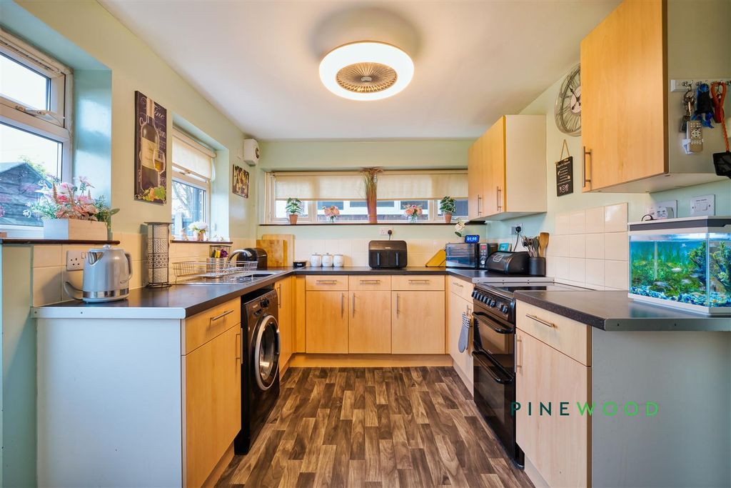 Property photo 2 of 26 Kitchen