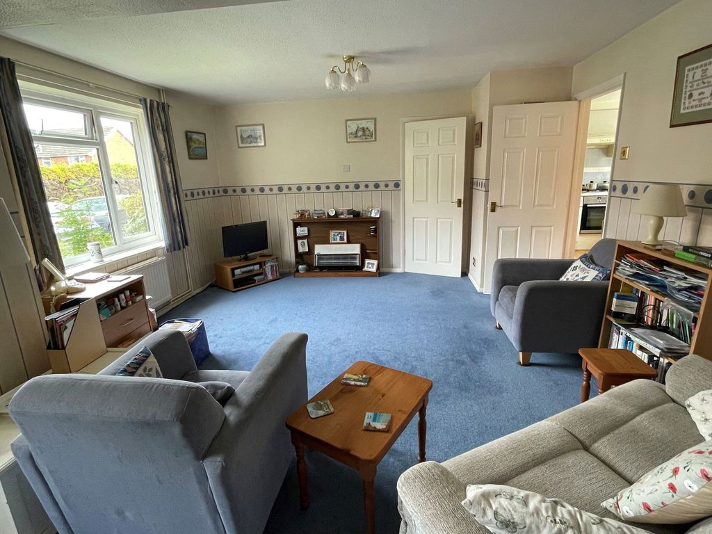 Property photo 3 of 15