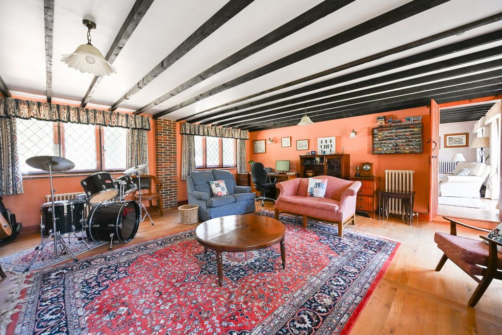 Property photo 2 of 15