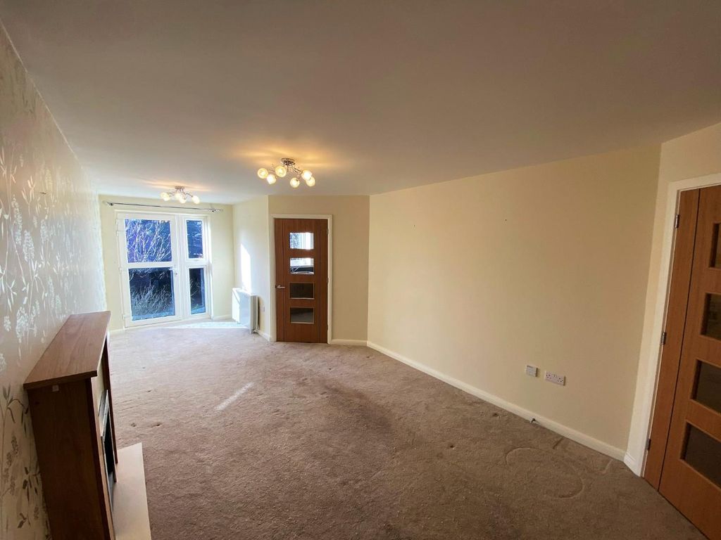 Property photo 3 of 9 Lr (2).Jpg
