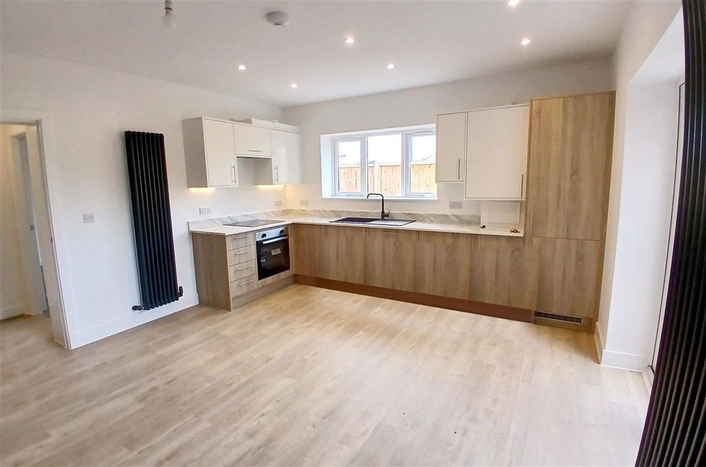 Property photo 1 of 9 Lounge Kitchen Diner