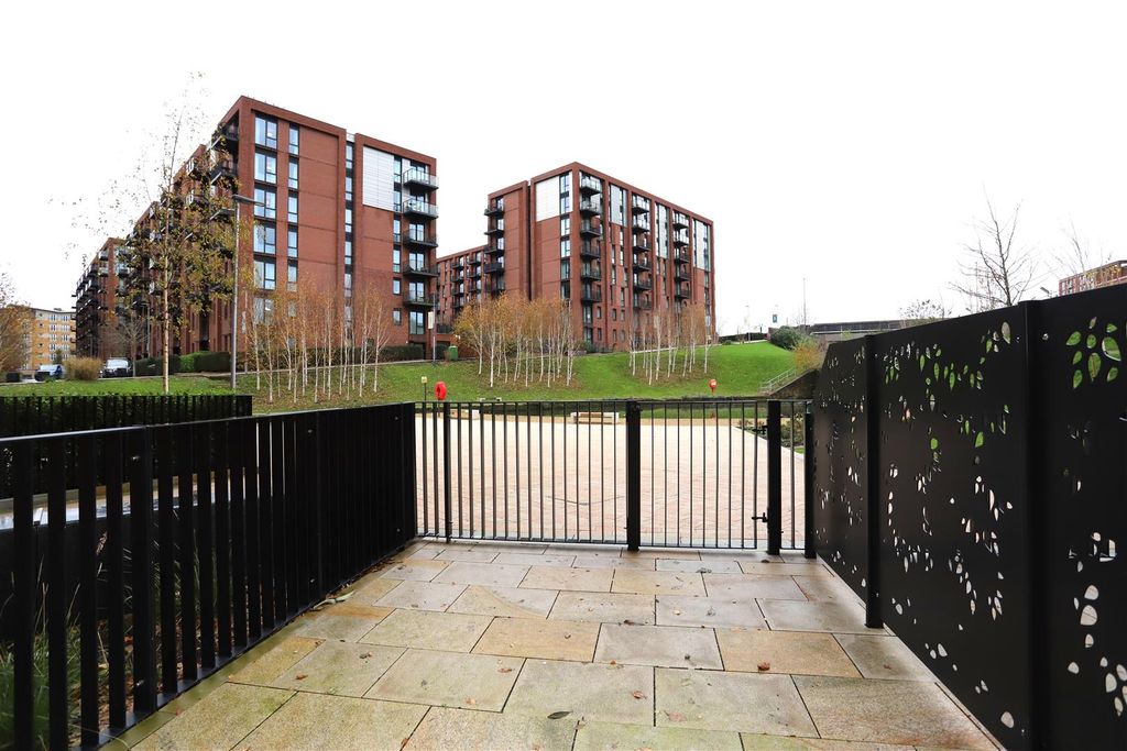 Additional image 11 of 2 bed flat to rentThe Railings, Middlewood Locks M5