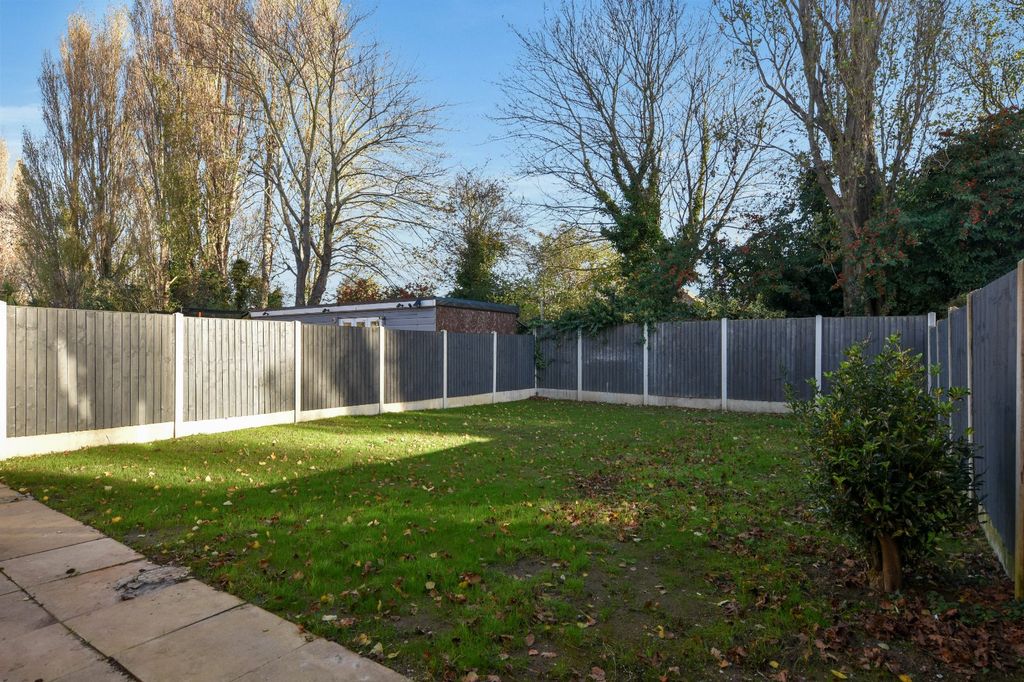 Property photo 1 of 32 Picture No. 33