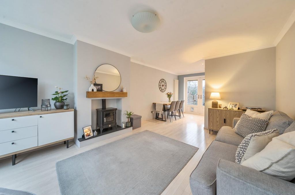 Property photo 2 of 19 1403846-13-697B5c5F9E4E5.Jpg