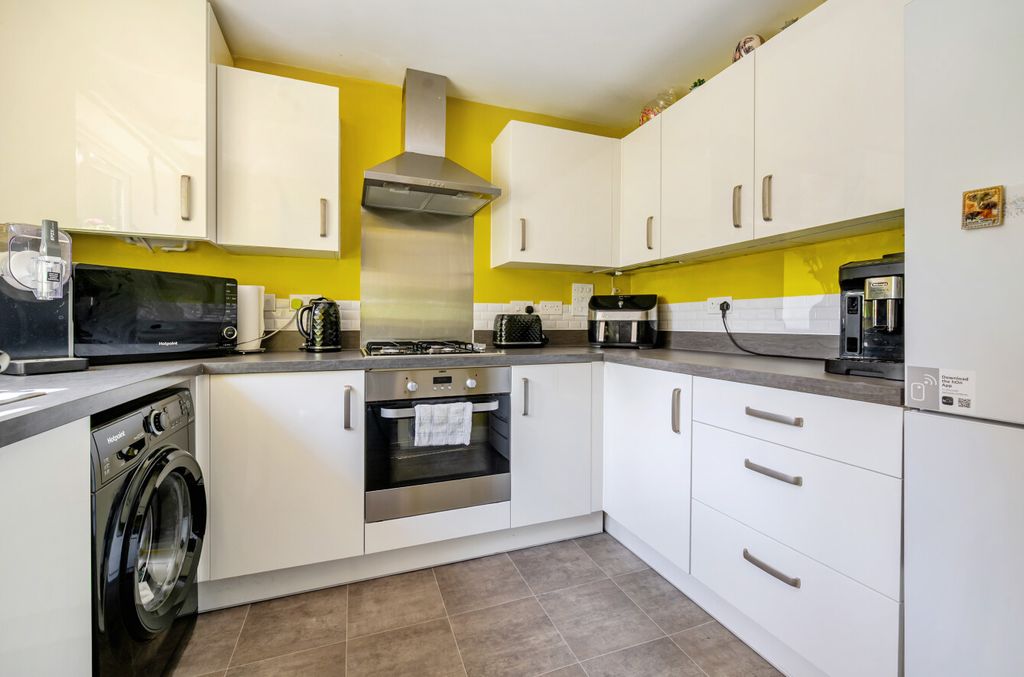 Property photo 2 of 15 26-6A7B07477A29c-...