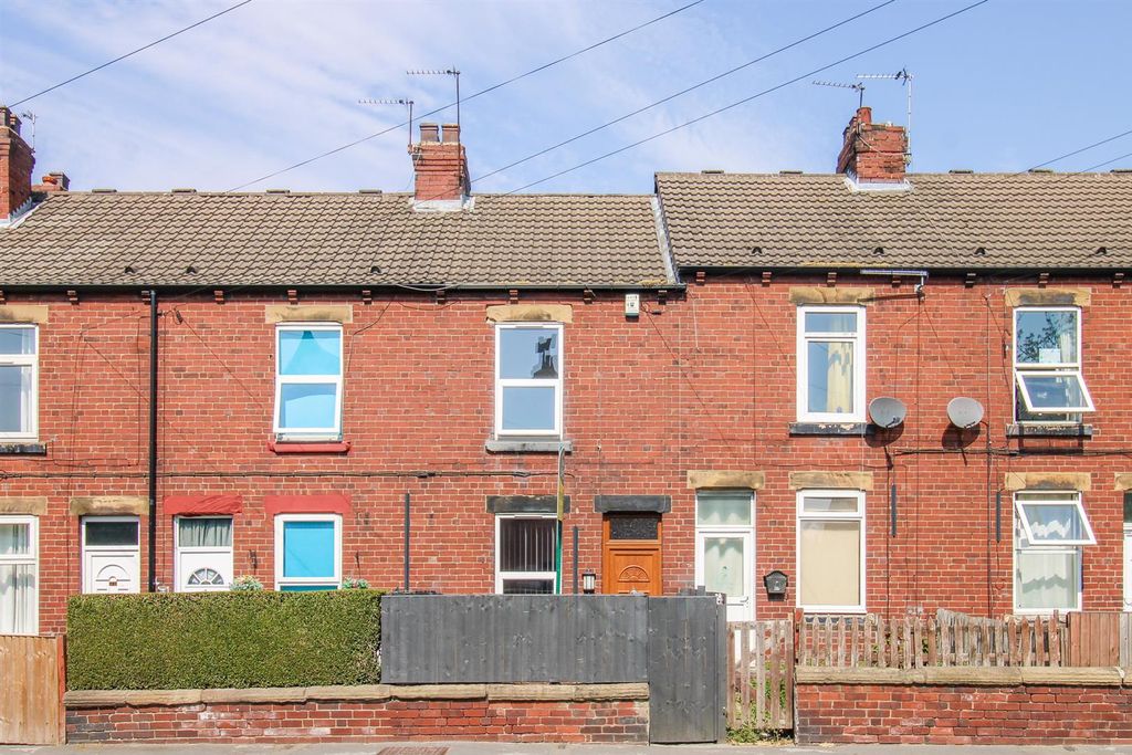 Property photo 1 of 11