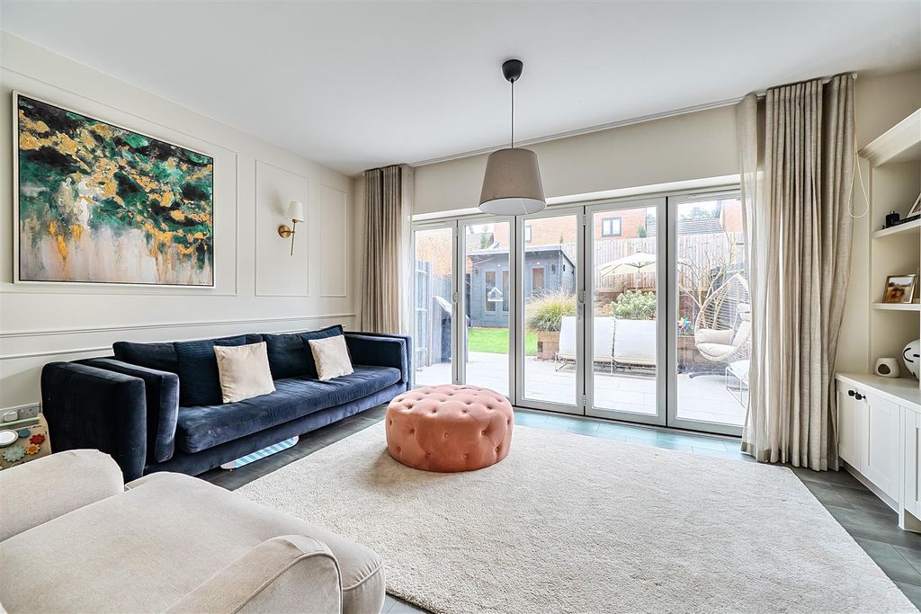 Property photo 3 of 18 1415206-23-6998535765Fd5.Jpg